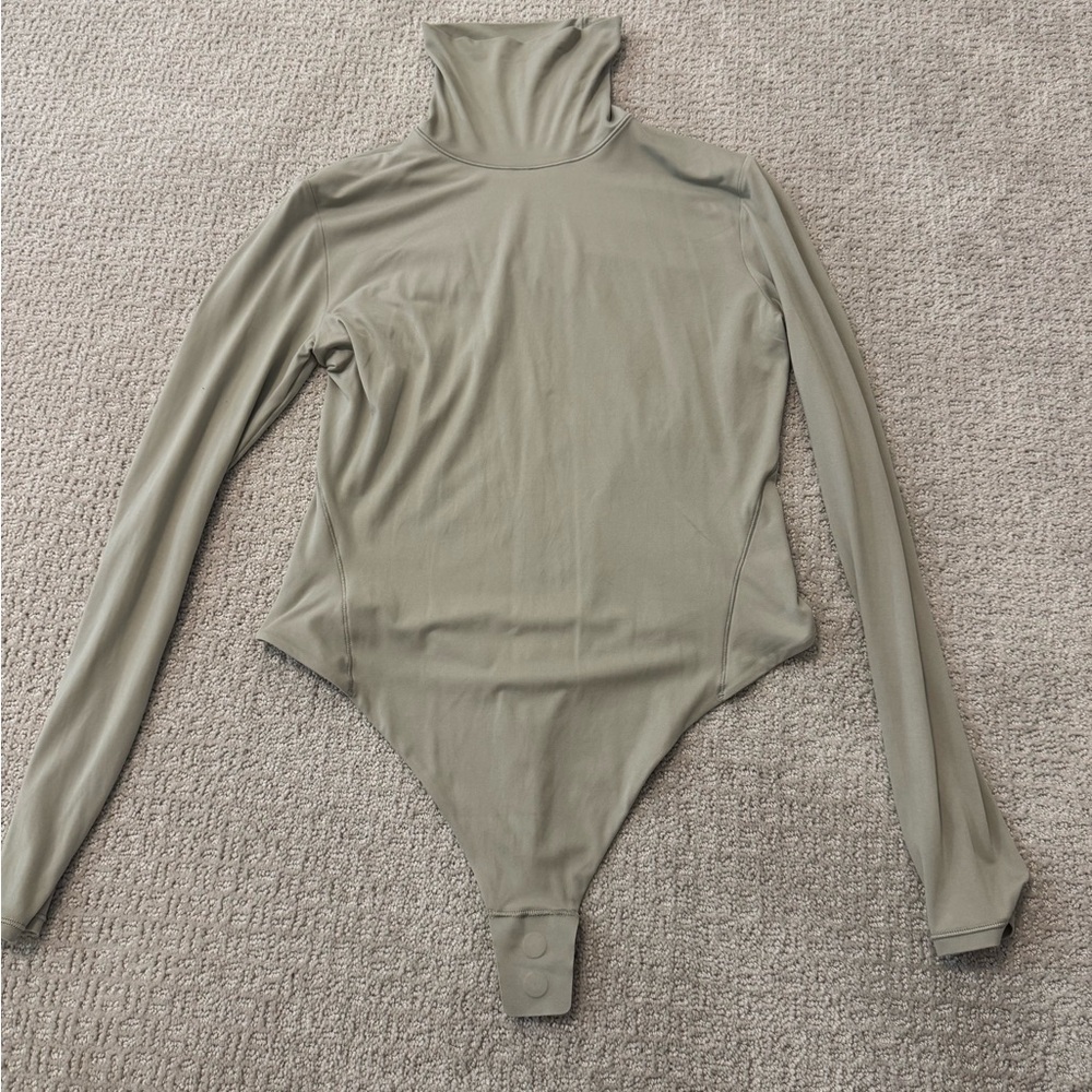 Lululemon Bodysuit